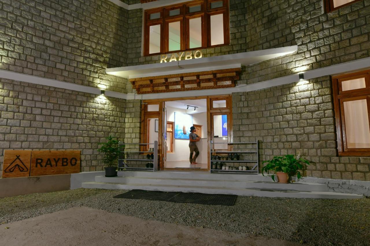 Raybo Hostel Léh Exteriér fotografie